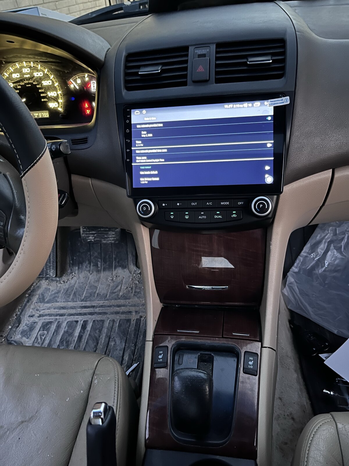 Large Android touchscreen head unit installed in a Honda Accord dash